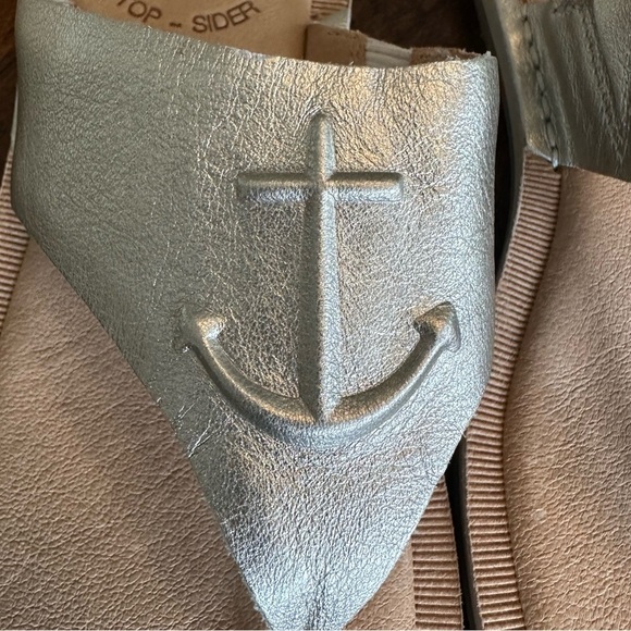 Sperry Top-Siders | Seaport Flip-Flop Sandals, Color: Platinum - Picture 3 of 5